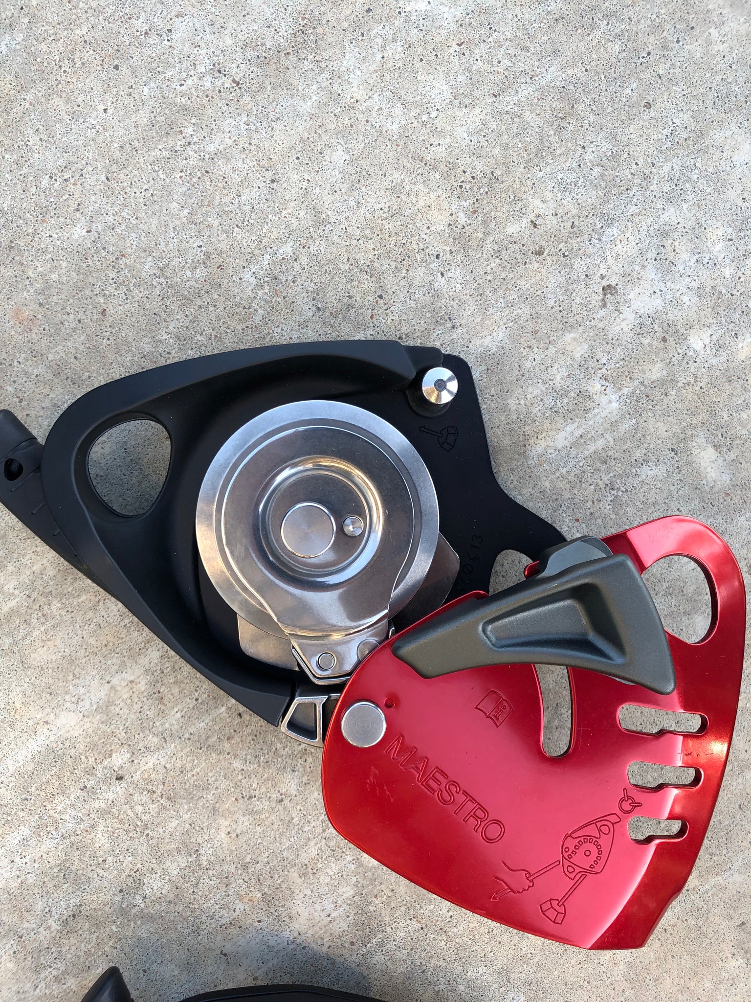 Petzl Maestro Large 2 Rescue Descender – Rescuegearpro
