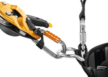 Load image into Gallery viewer, Petzl Am&#39;D Triact Lock
